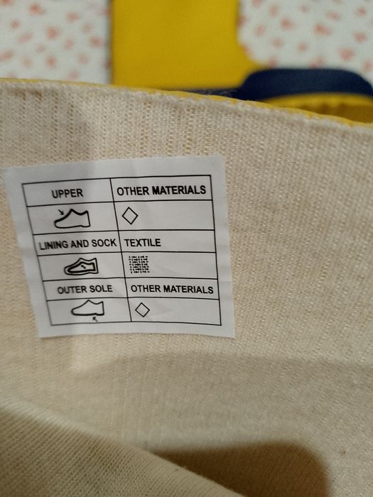 Резиновые сапоги детские.