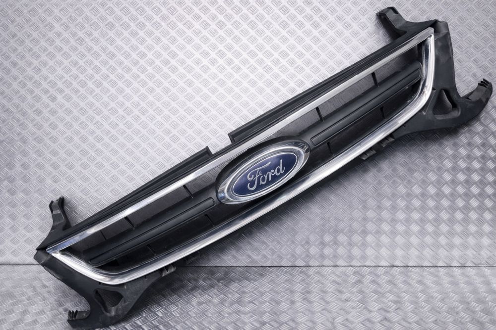 Решетка переднего бампера мондео мк4 рестайлинг 2012