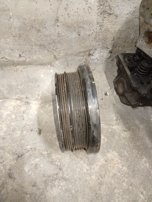 Шкиф  демпфер x5 e53 демпферний BMW e38 / e39/ e46 m57