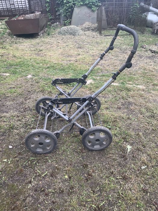 Продам коляску дитячю ціна договірна
