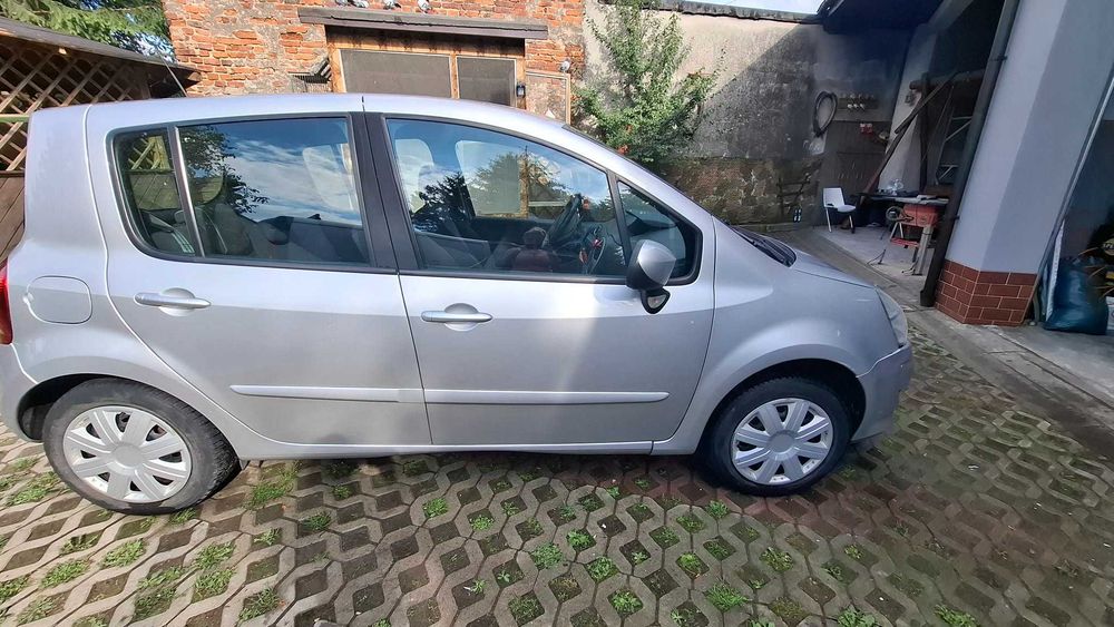 Samochód Renault Modus