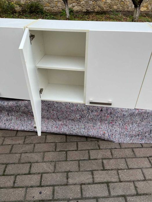 Кухонні шафки навісні