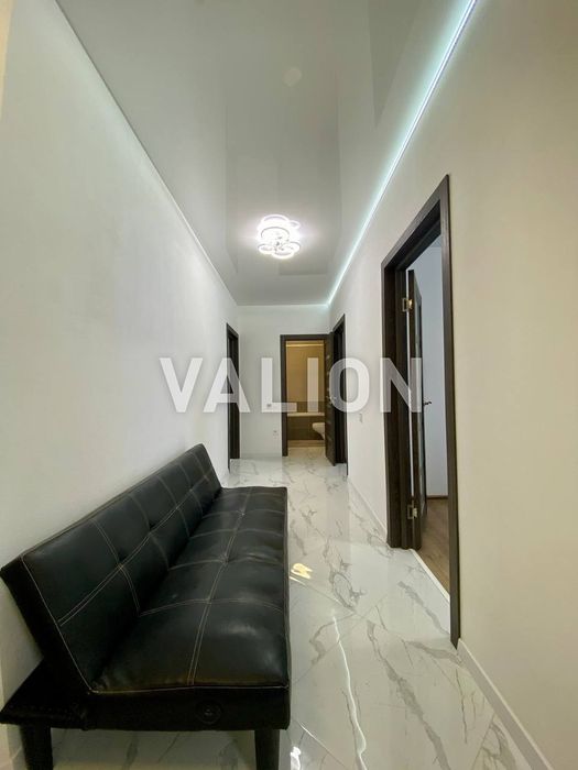 Продаж 3к квартири Подільський р-н Івана Виговського 10Е