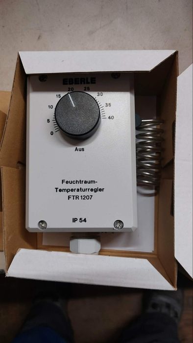 Wentylator z reglacją temperatury
