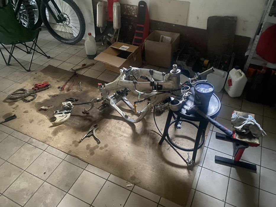 Naprawa i serwis motocykli róznego typu