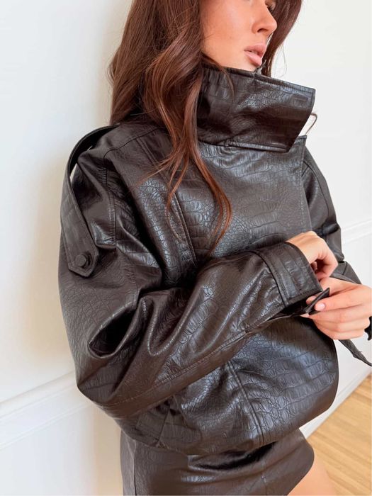 Шкіряна куртка алігатор