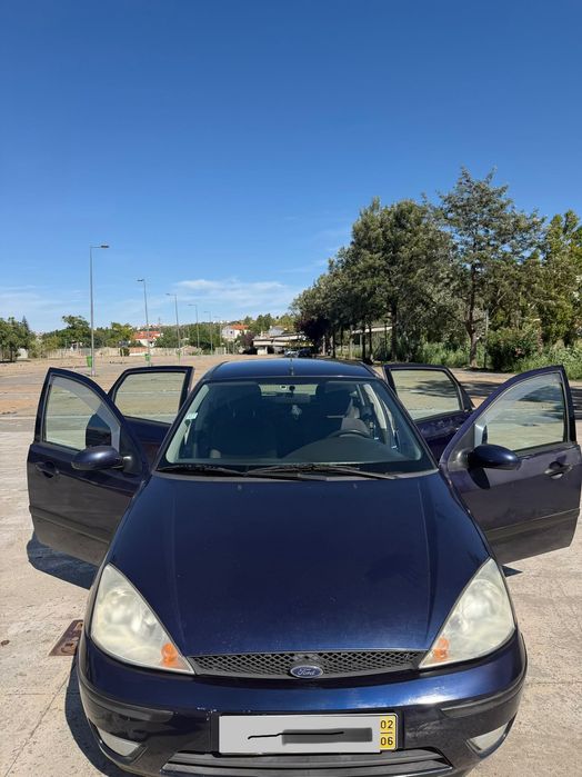 Carro Ford focos 2002