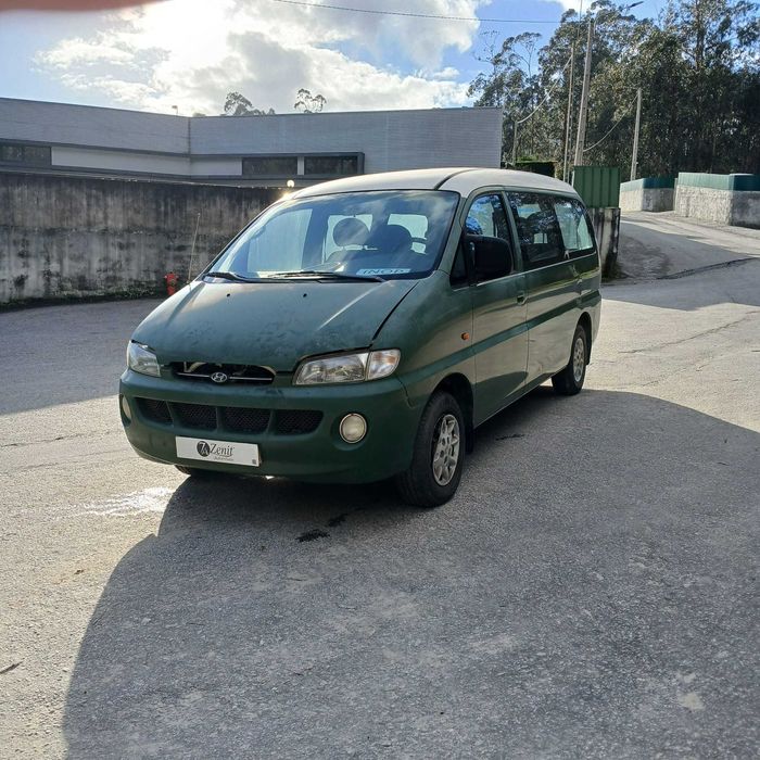 Hyundai H1 2.5 TD de 1999 - Peças Usadas