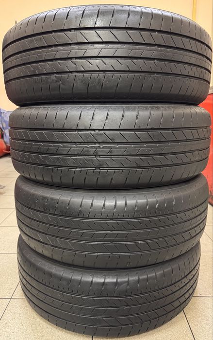 225.60.R18 Bridgestone (лето) 2021г