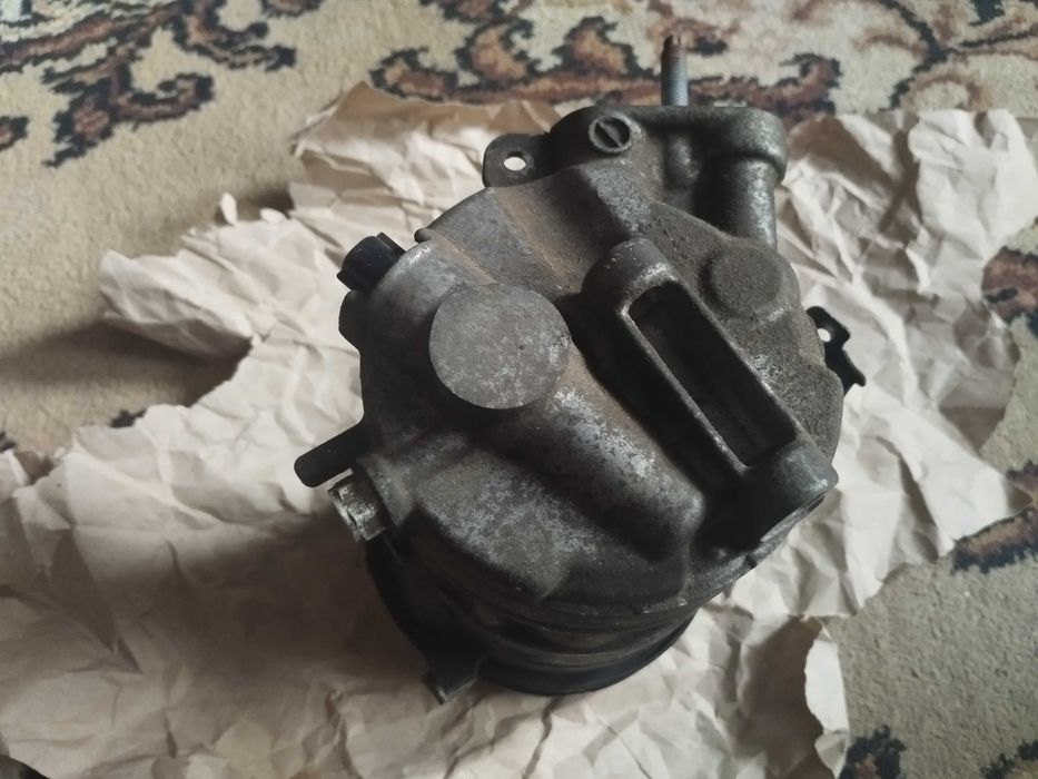 Компресор кондиціонера Dodge Dart