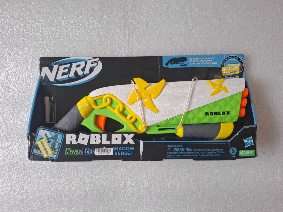 Бластер Nerf Roblox.