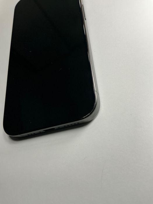 Sprzedam iPhone 15 pro 128 GB