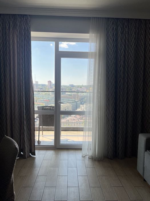2-комнатная квартира посуточно Днепр, центр, Мост-Сити, ЖК Delmar