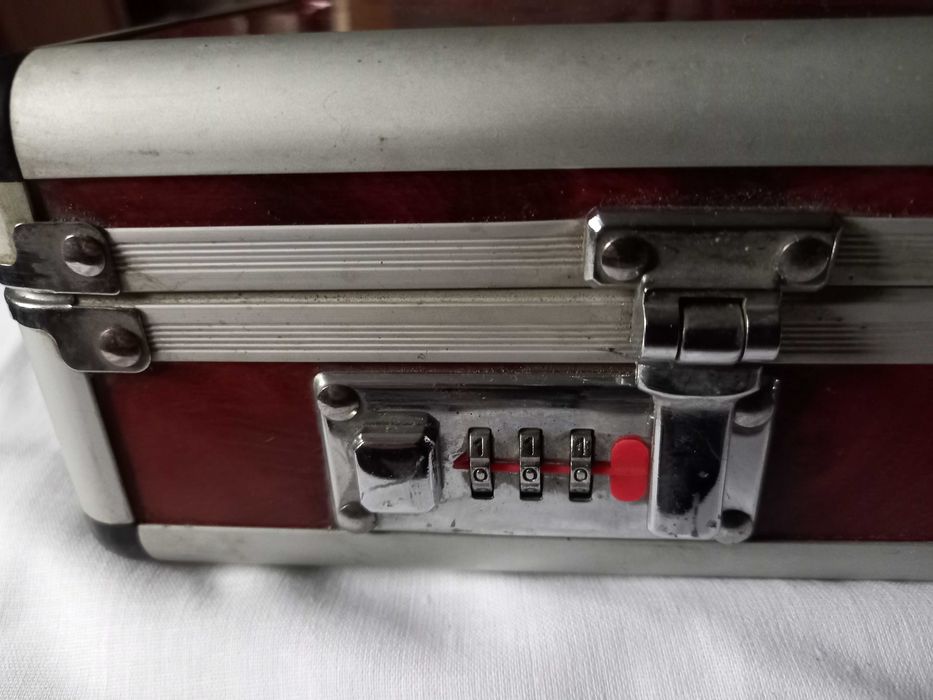 Столовый набор Hoffburg