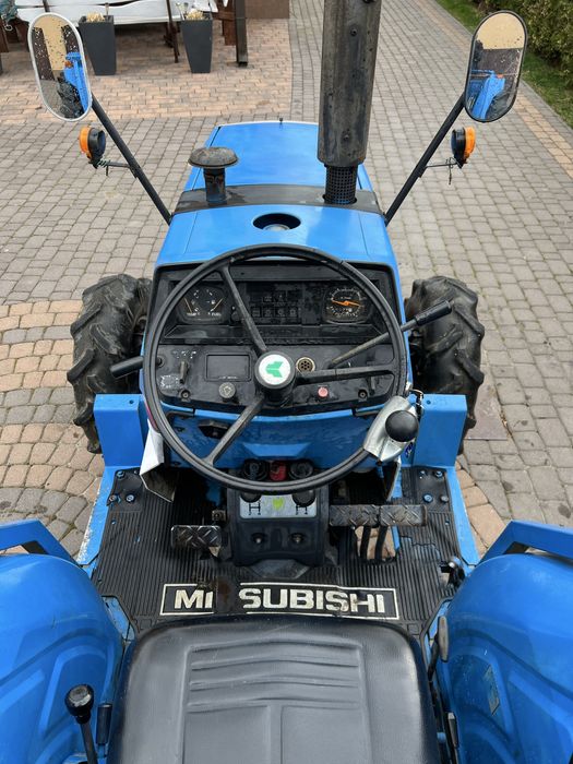 Mitshubishi MT 3201d