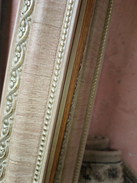 Поулірітановий плінтус