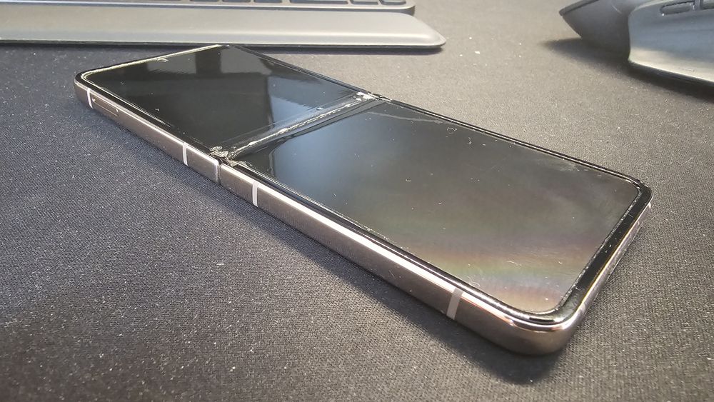 Samsung Flip 4 128GB/8Gb