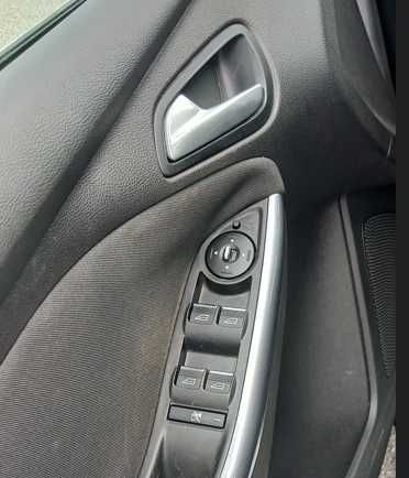 Carro Ford Focus