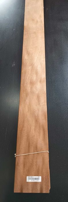 Fornir Sapeli Płomienne – Naturalna Okleina, Wysoka Jakość