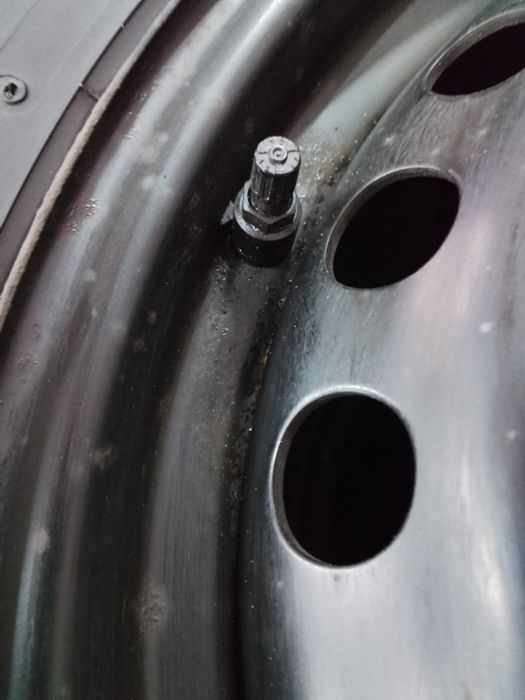 Koła Ford C-Max Kuga B-Max .Opony Zimowe. 2020 rok. Czujniki ciśnienia