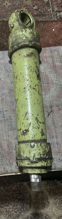 Гідравлічний циліндр(масляний)  для техніки