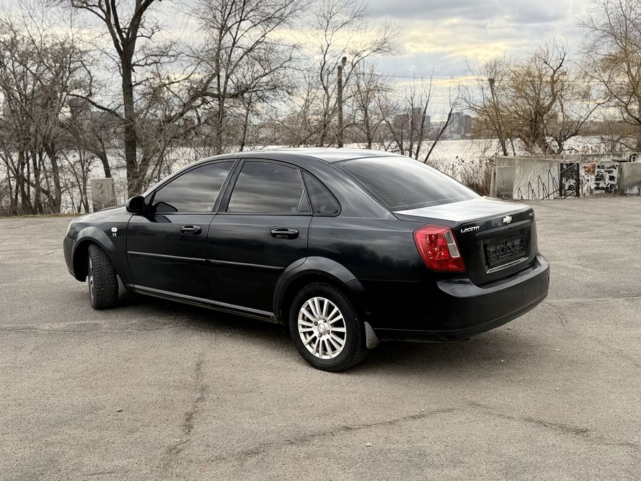 Продам Chrvralet Lacetti