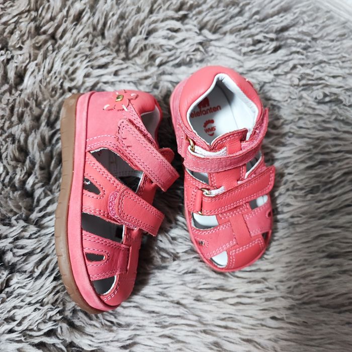 Шкіряні босоніжки Elefanten 21р