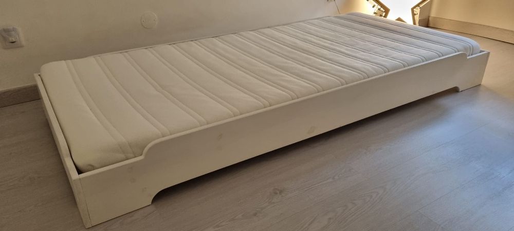 Cama c/Colchão 90x200