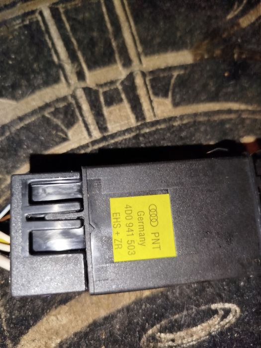 Przełącznik grzania szyby tył a4 b5