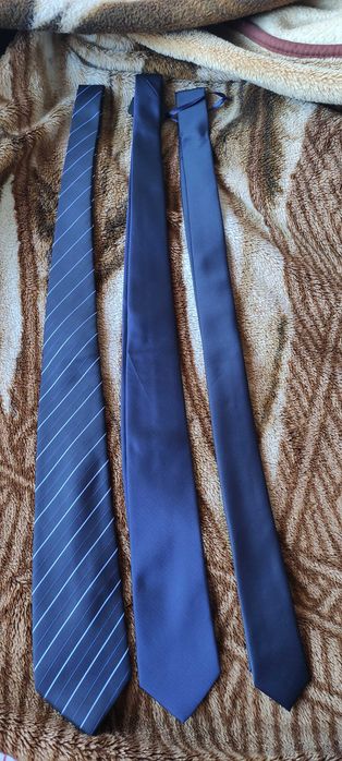 Продам галстуки краватки