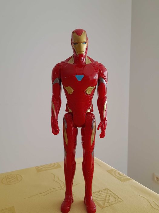AVENGERS Figurka Iron Man 30cm