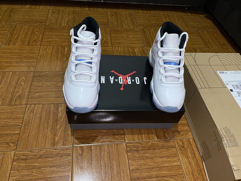 Air Jordan 11 retro legend blue