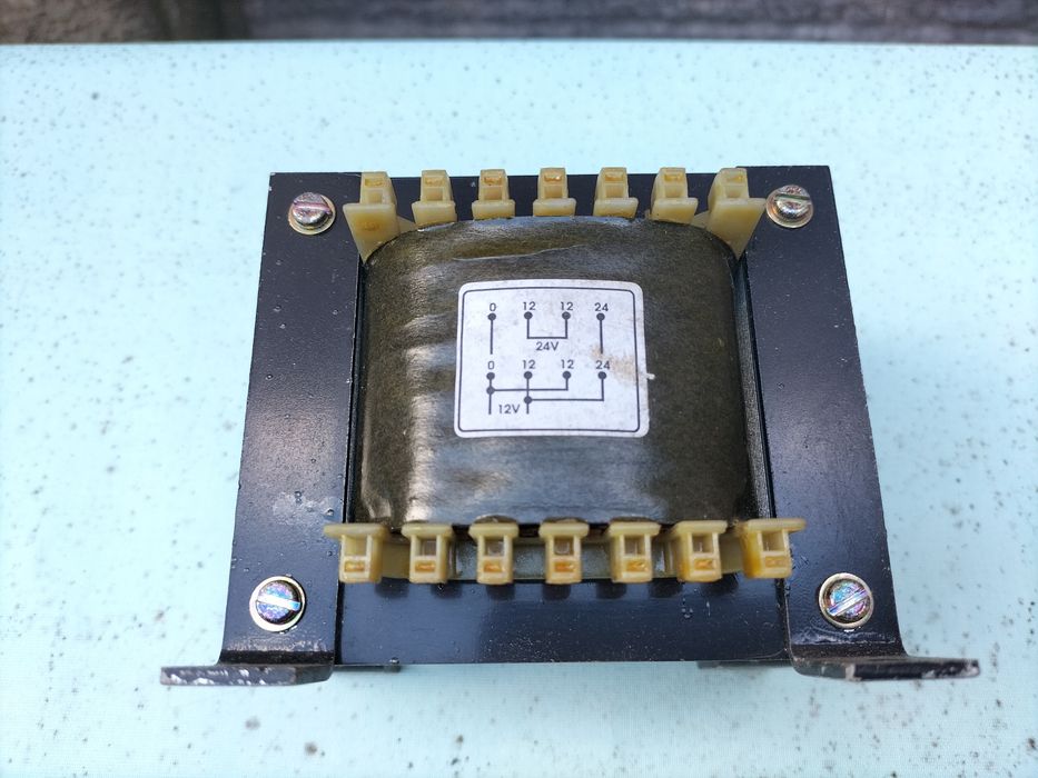 Transformador 200 W
