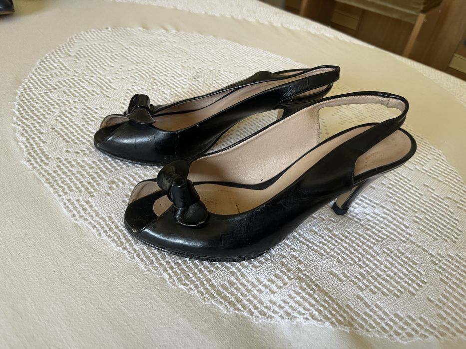 Sapatos tam 36 e bolsa em couro e pele