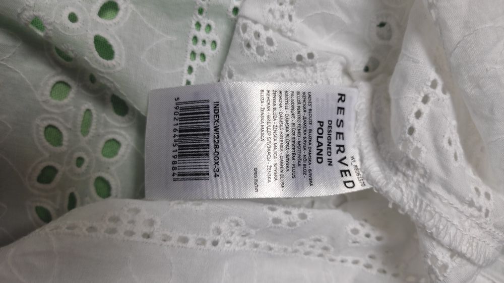 Ażurowa bluzka Reserved