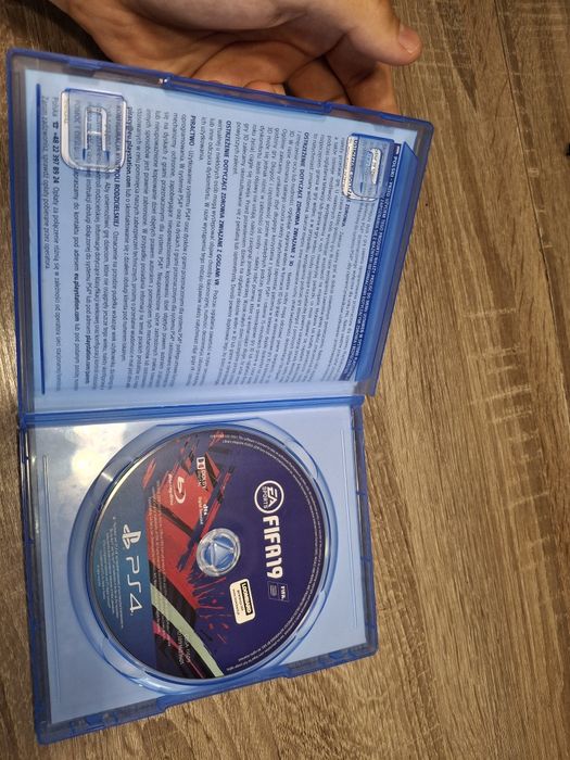 Gra fifa 19 na konsole ps4