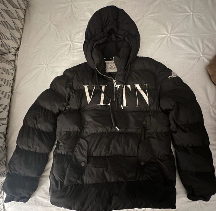 Пуховик Moncler/Valentino (можно обмен на ПК,ноут, телефон либо ваши варианты)