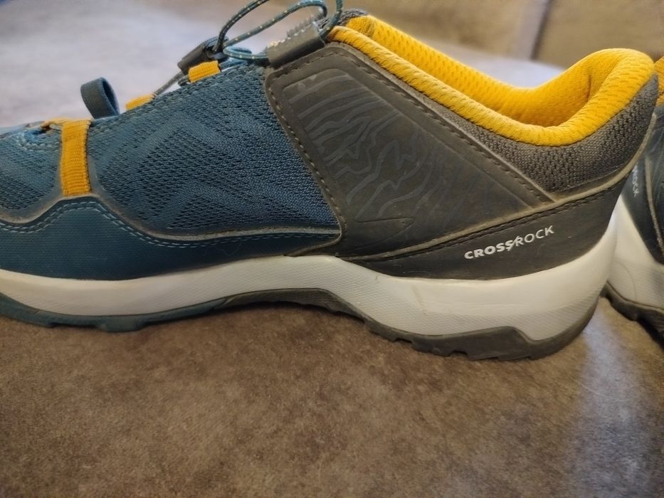 buty trekkingowe Quechua rozm. 38 jak nowe