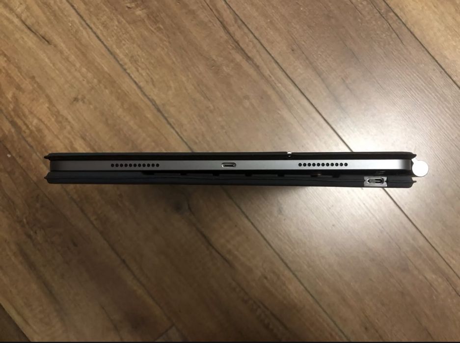 Клавіатура Magic keyboard для Apple IPad з тачпадом