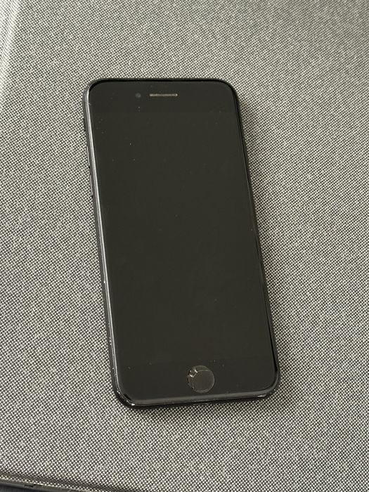 iPhone SE 2020 64GB Preto