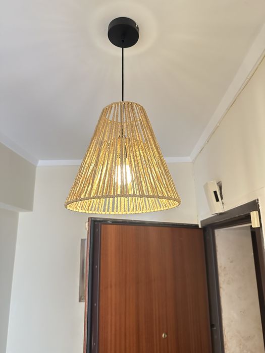 Vendo candeeiro com lampada invluida