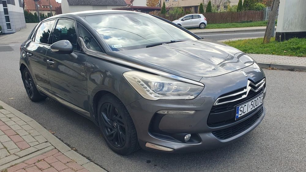 Citroën DS5 Citroen DS5 2013r 2,0 HDI 4x4 Automat Uszkodzone panewki silnika