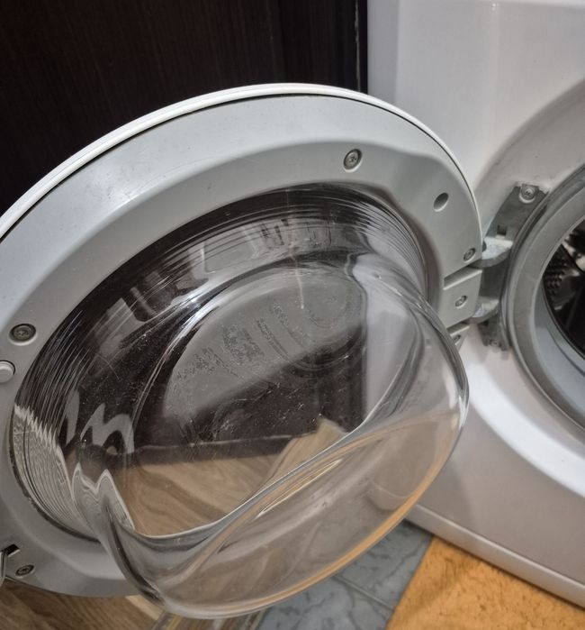 Пральна машинка Whirlpool на запчастини