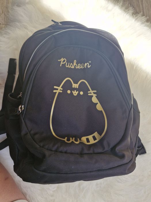 Plecak szkolny z Pusheen.  Jak nowy.