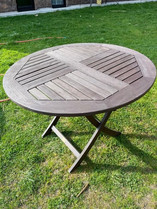 Sprzedam stół drewniany