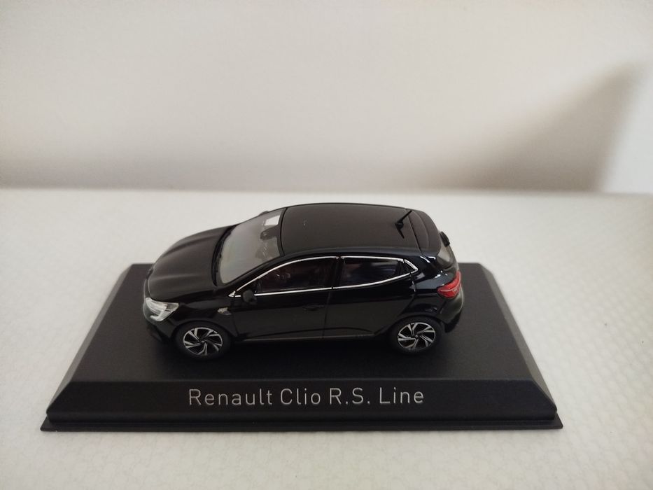Miniatura Renault Clio RS Line 1/43 Nova