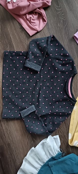 Bluzy z kapturem 110