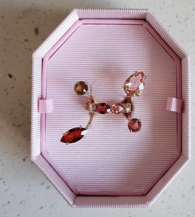 Каблучка Swarovski 58 р