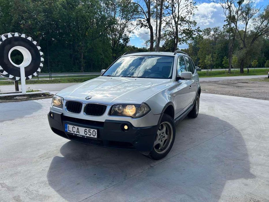 Продам BMW X3, авто знаходиться в Литві