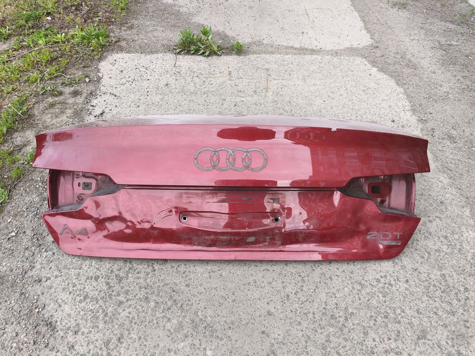 Кришка багажника ляда Audi a4 b9